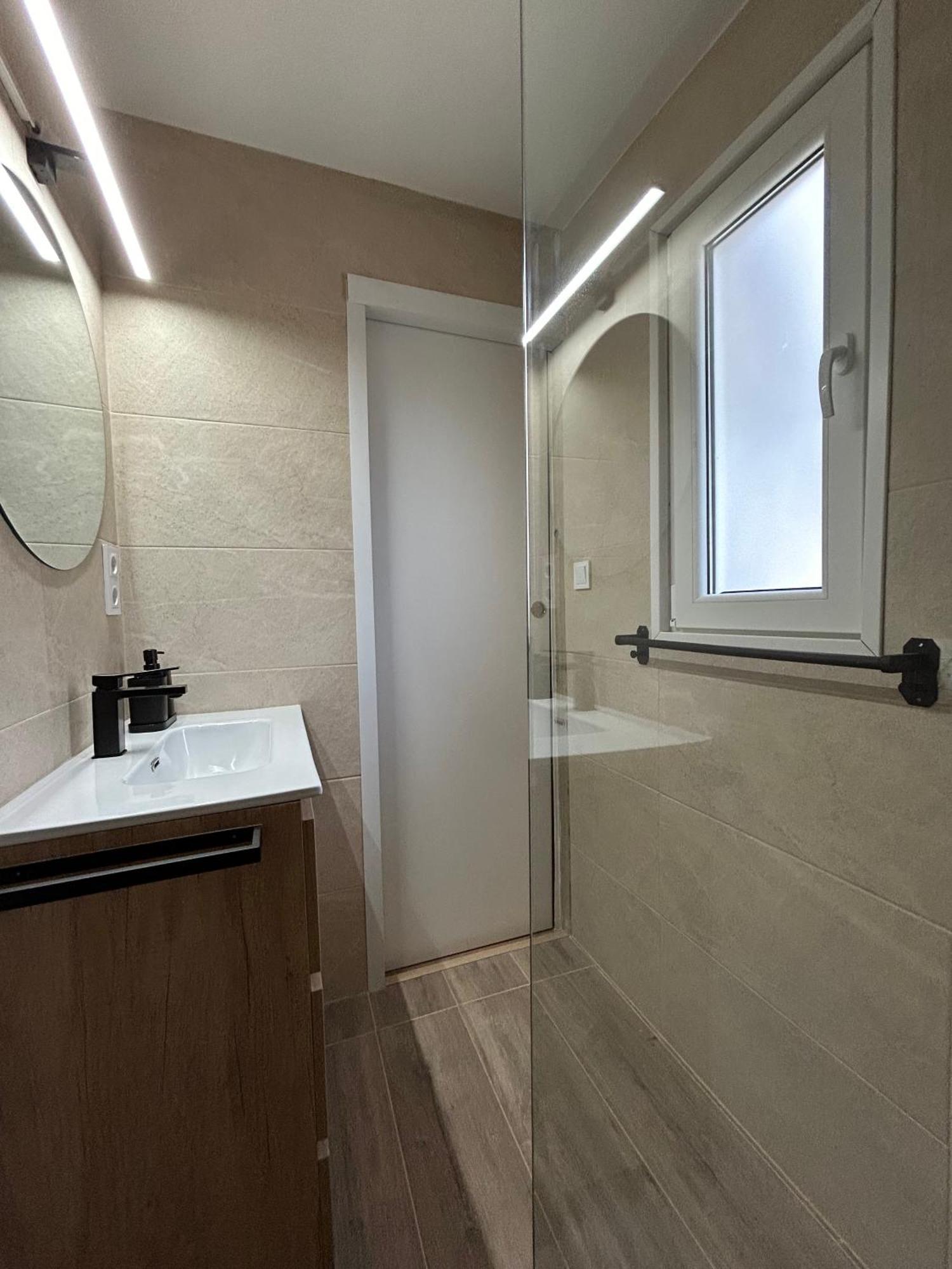 La Floresta Suite Сант-Кугат-дель-Вальес Экстерьер фото